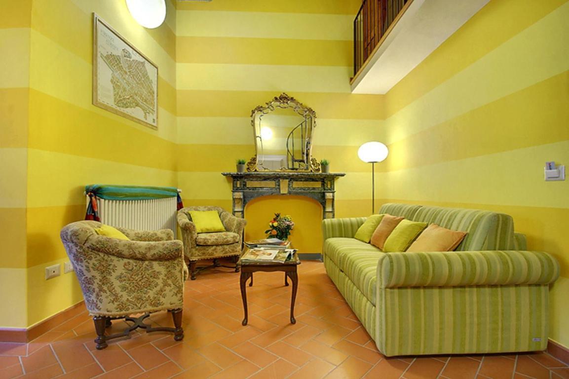 Apartments Puccini Florenz Zimmer foto