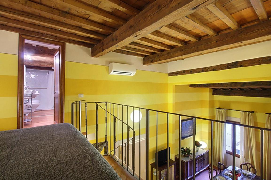 Apartments Puccini Florenz Zimmer foto