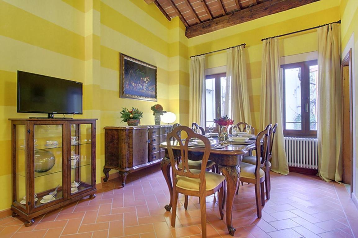 Apartments Puccini Florenz Zimmer foto